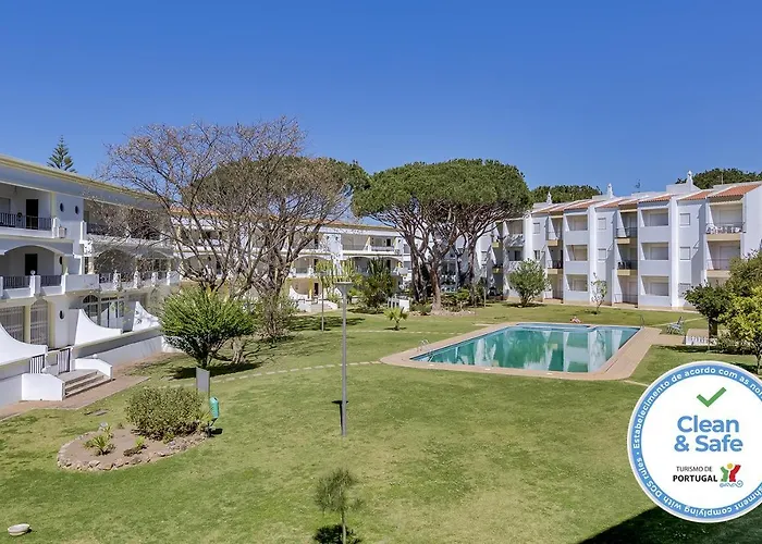 Pinhal Do Golfe - 2 Bedrooms - Vilamoura