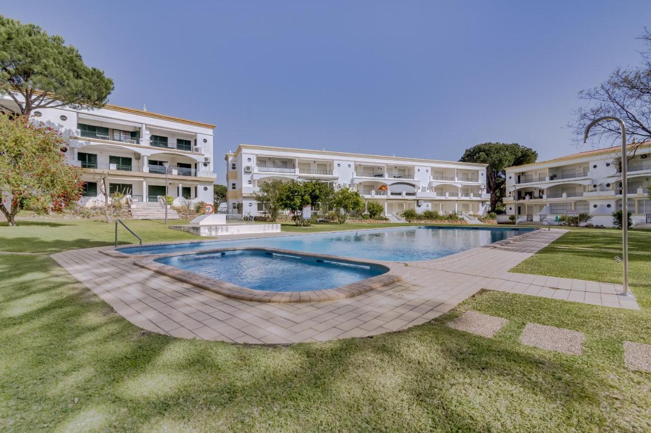 Apartment Pinhal Do Golfe - 2 Bedrooms - *